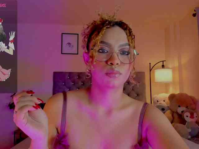 Ximena-sotto webcam