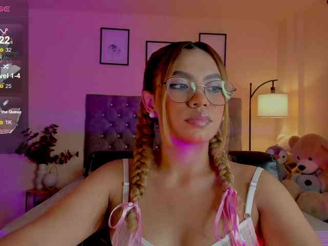 Ximena-sotto webcam