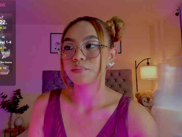 Ximena-sotto webcam