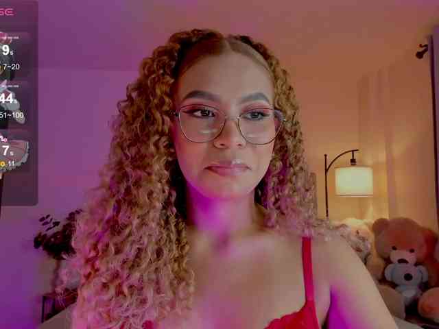 Ximena-sotto webcam