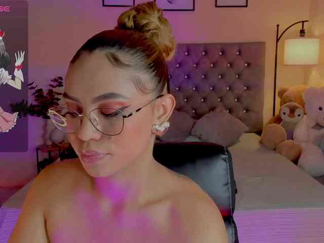Ximena-sotto webcam