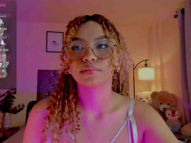 Ximena-sotto webcam
