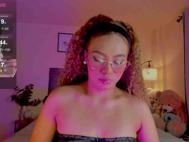 Ximena-sotto webcam