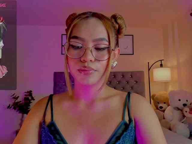 Ximena-sotto webcam