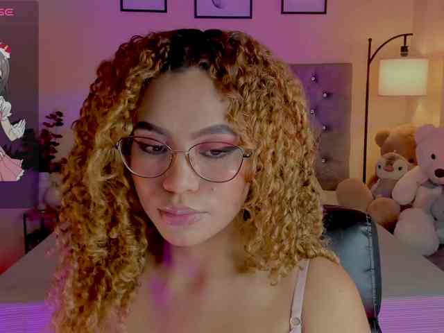 Ximena-sotto webcam