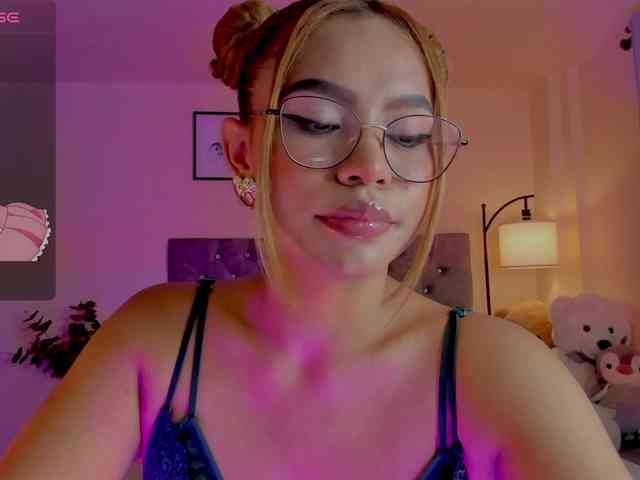 Ximena-sotto webcam