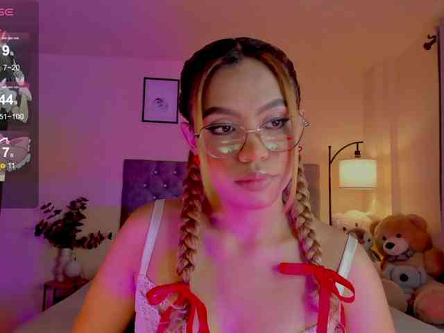 Ximena-sotto webcam