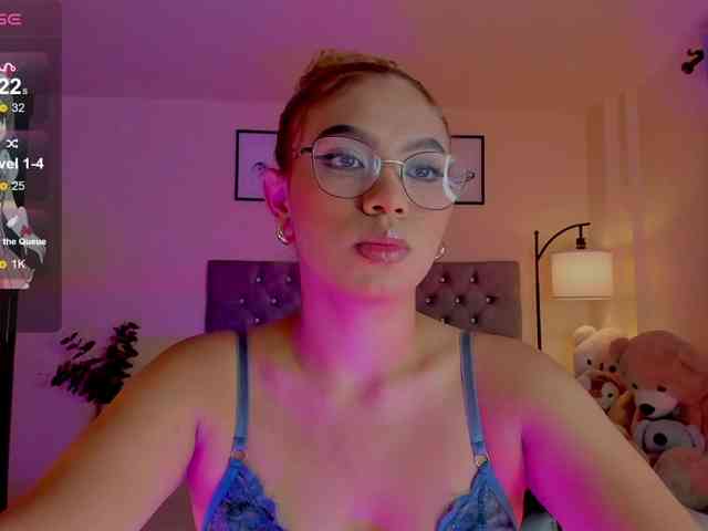Ximena-sotto webcam