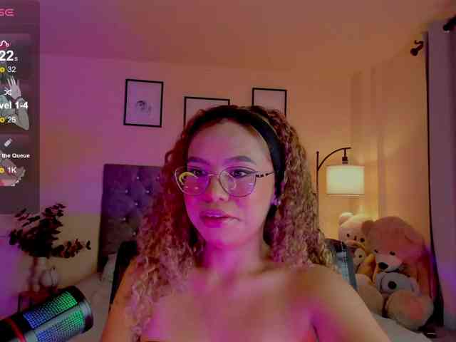 Ximena-sotto webcam