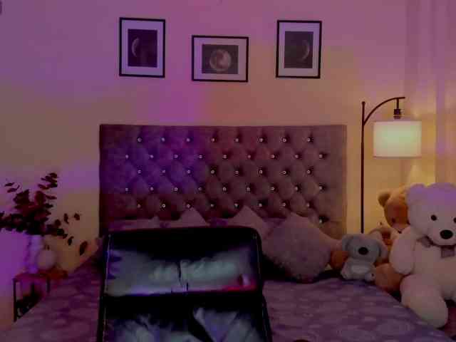 Ximena-sotto webcam