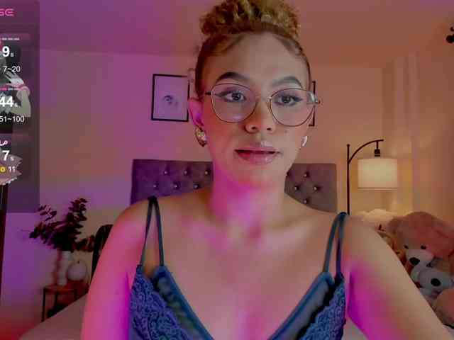 Ximena-sotto webcam