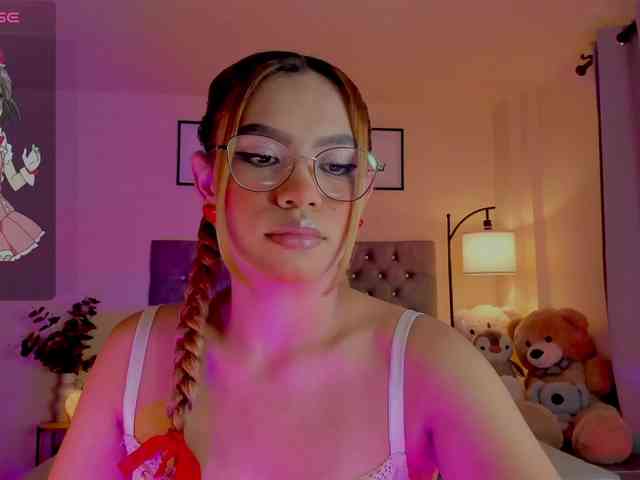 Ximena-sotto webcam