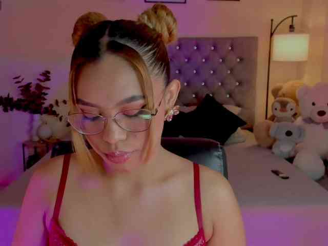 Ximena-sotto webcam