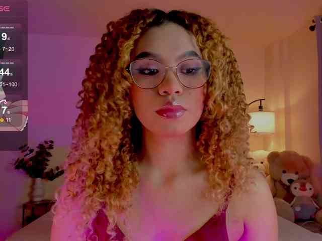 Ximena-sotto webcam
