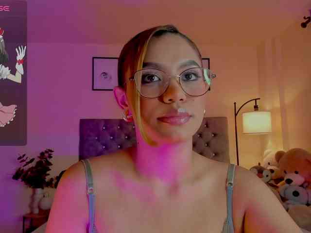 Ximena-sotto webcam
