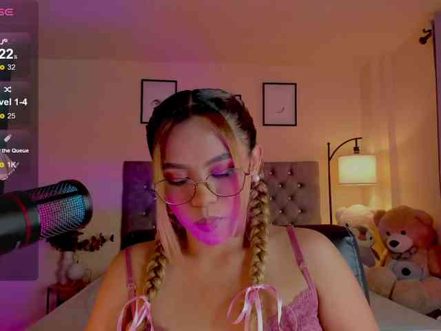 Ximena-sotto webcam
