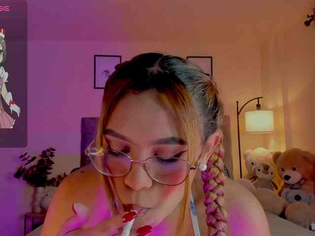 Ximena-sotto webcam