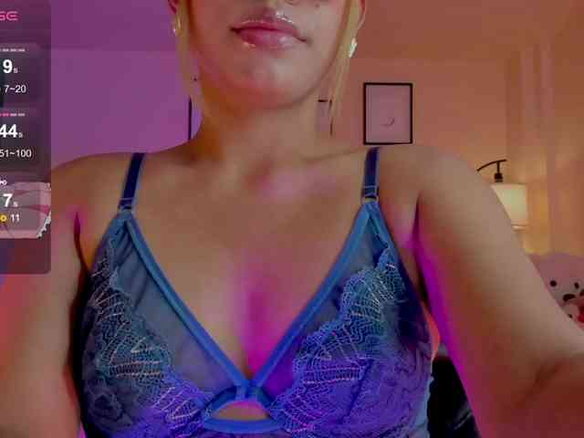 Ximena-sotto webcam