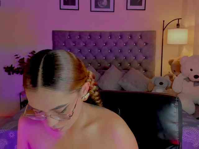 Ximena-sotto webcam