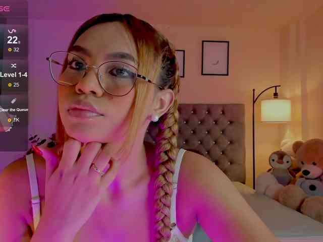 Ximena-sotto webcam