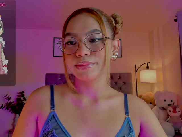 Ximena-sotto webcam