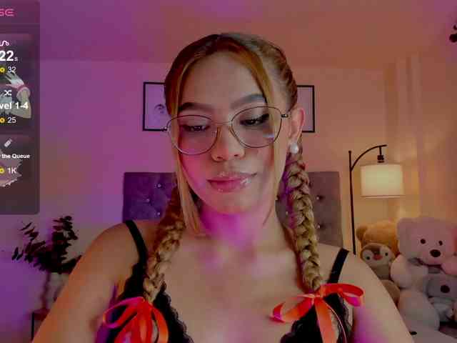 Ximena-sotto webcam