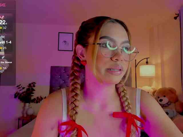 Ximena-sotto webcam