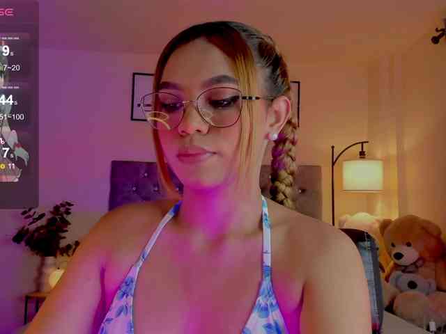 Ximena-sotto webcam