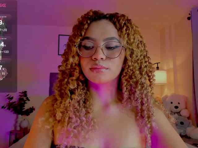 Ximena-sotto webcam