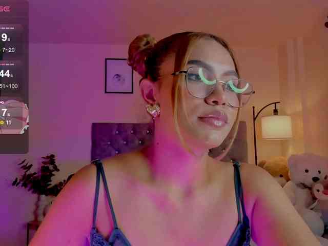 Ximena-sotto webcam