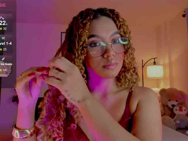 Ximena-sotto webcam