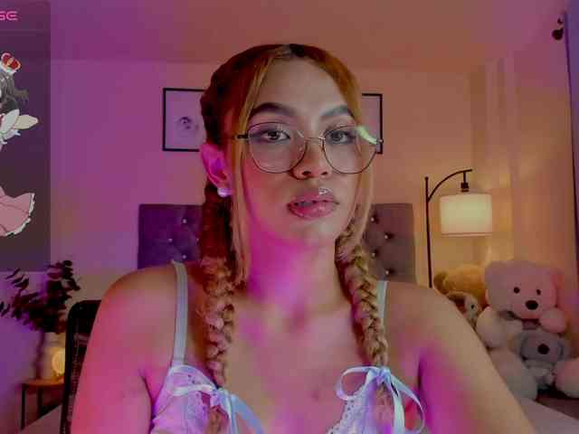 Ximena-sotto webcam