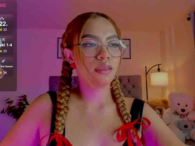 Ximena-sotto webcam