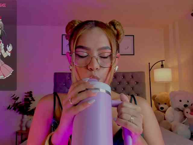 Ximena-sotto webcam