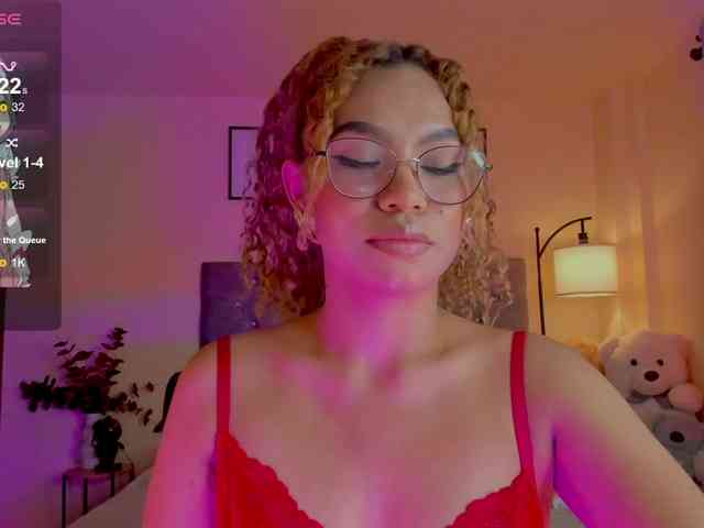 Ximena-sotto webcam
