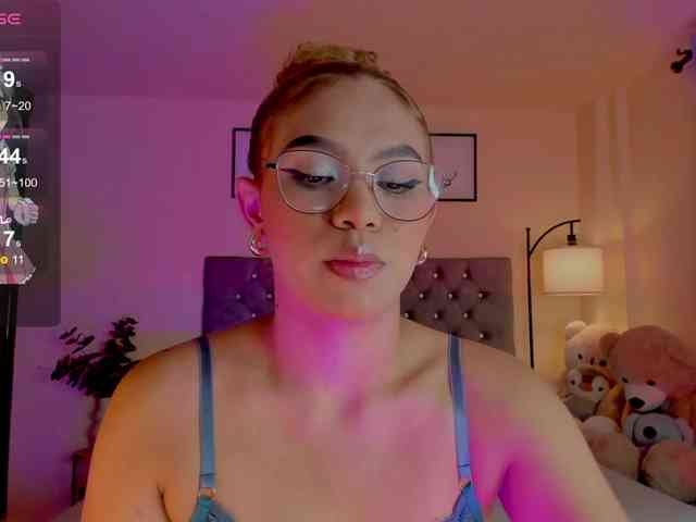 Ximena-sotto webcam