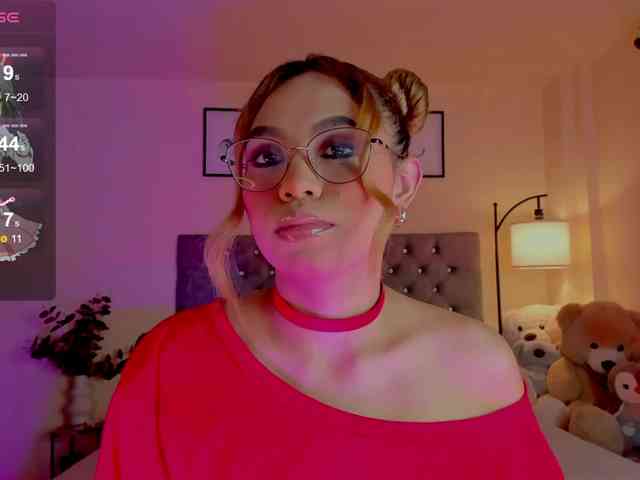 Ximena-sotto webcam