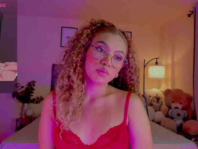 Ximena-sotto webcam