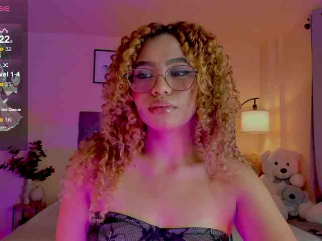 Ximena-sotto webcam