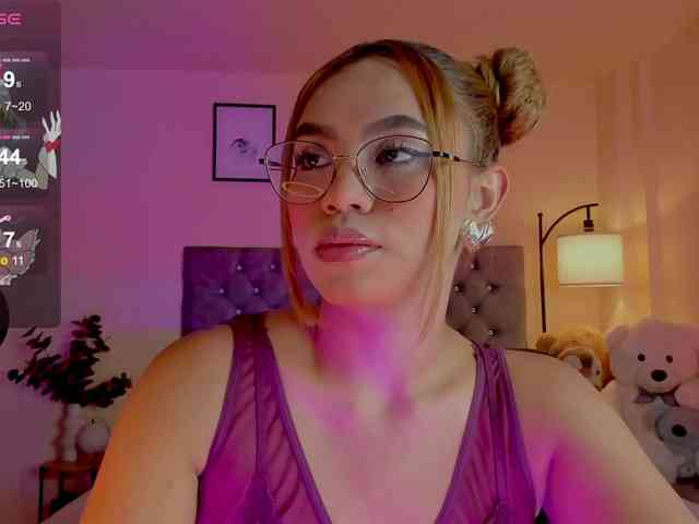 Ximena-sotto webcam