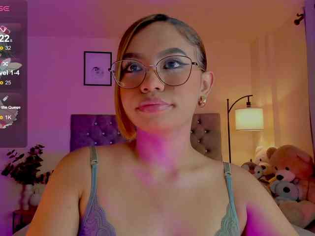 Ximena-sotto webcam