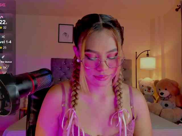 Ximena-sotto webcam