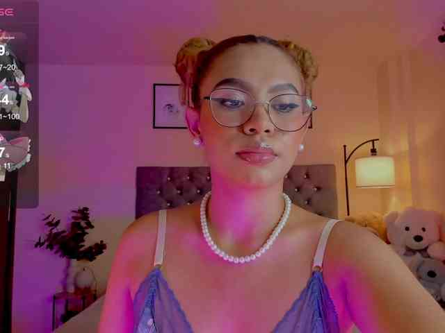 Ximena-sotto webcam