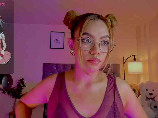 Ximena-sotto webcam