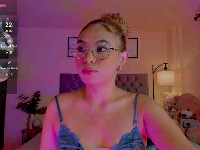 Ximena-sotto webcam
