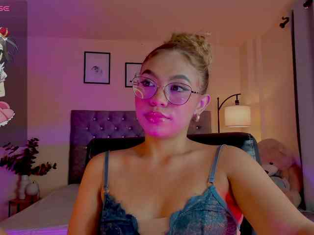 Ximena-sotto webcam