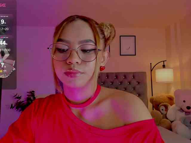 Ximena-sotto webcam