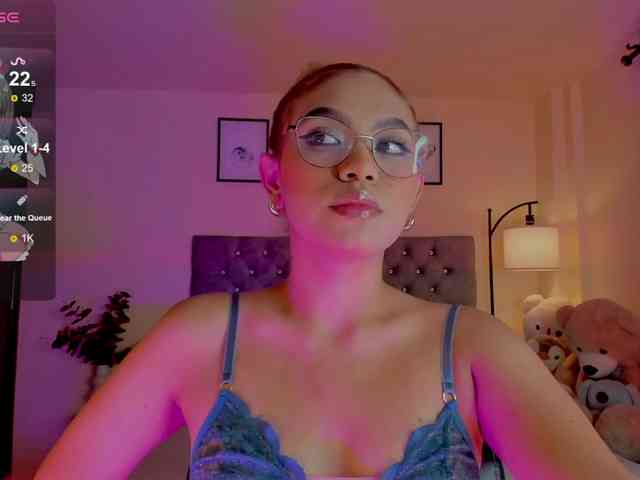 Ximena-sotto webcam