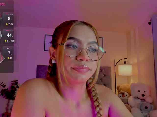 Ximena-sotto webcam