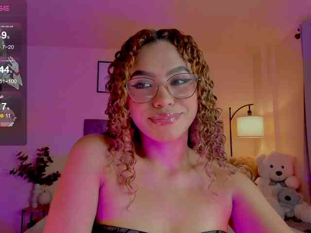 Ximena-sotto webcam